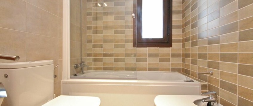 Apartment Deportes José Luis Sáez Granada - Apt 28928