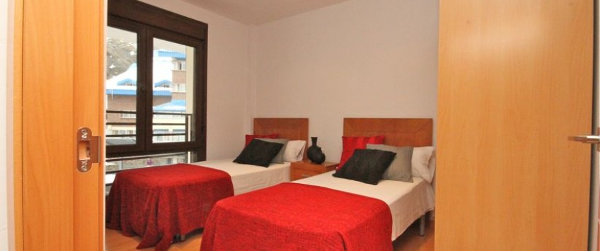 Apartment Deportes José Luis Sáez Granada - Apt 28928