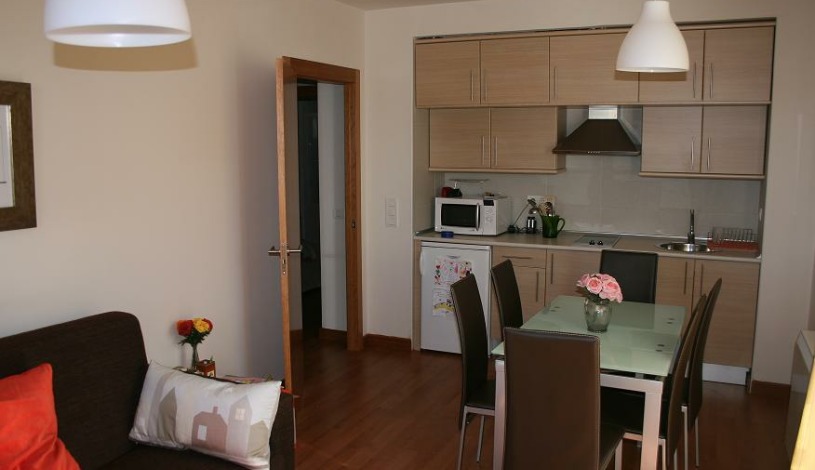 Apartment Deportes José Luis Sáez Granada - Apt 28923