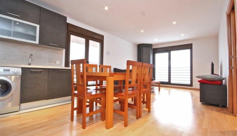 Apartment Deportes José Luis Sáez Granada - Apt 28927