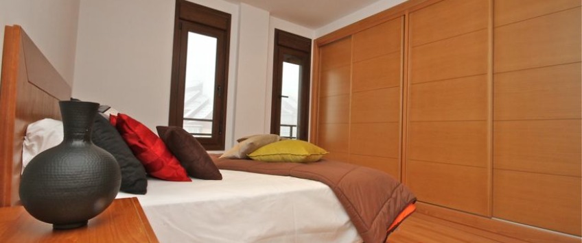 Apartment Deportes José Luis Sáez Granada - Apt 28928