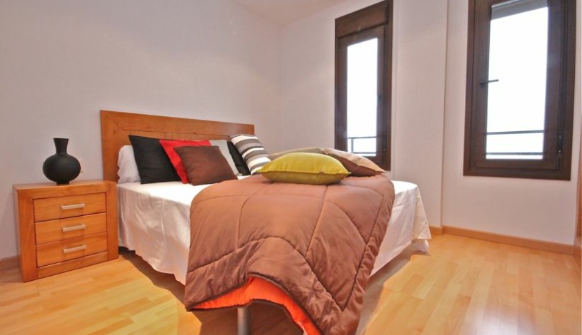 Apartment Deportes José Luis Sáez Granada - Apt 28928