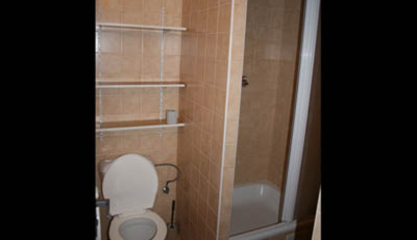 Hostel Dizzy Daisy Praha - Pokoj pro 2 osoby, Pokoj pro 3 osoby