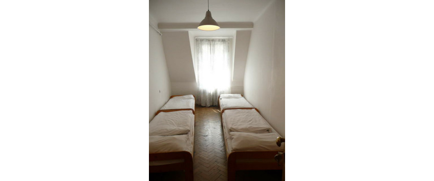Pension and Hostel Dlouha Praha - Hostel - 4-bedded room