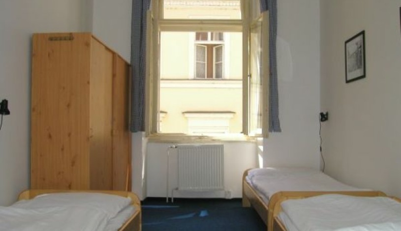 Pension and Hostel Dlouha Praha - Hostel - 3-lůžko, Pokoj pro 3 osoby