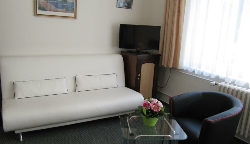 Pension Jana / Domov Mládeže Praha - Zweibettzimmer