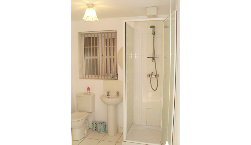 Apartment Elizabeth St Manchester - Apt 15681