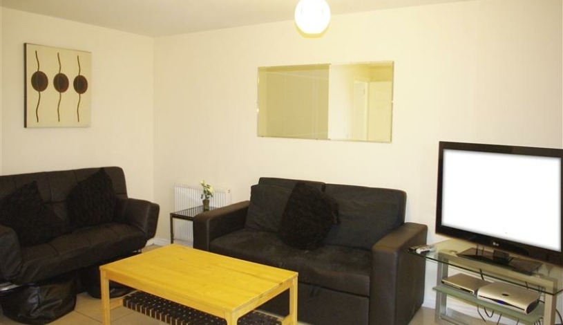 Apartment Elizabeth St Manchester - Apt 15681