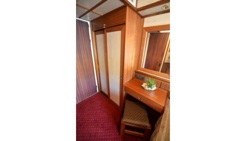 FLORENTINA BOAT hotel Praha - DVOULŮŽKOVÁ KAJUTA SUPERIOR (TWIN)