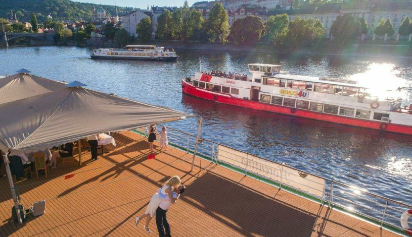 FLORENTINA BOAT hotel Praha