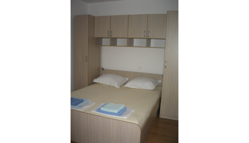 Apartment Fra Stjepana Vrlića Omiš - Apt 37217