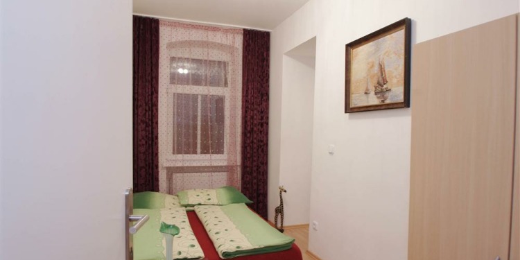 4-Schlafzimmer Appartement Wien Pressbaum mit Küche für 9 Personen