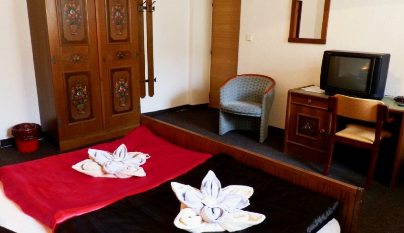 GL Hotel Trutnov - Dvojlůžkovký Luxury