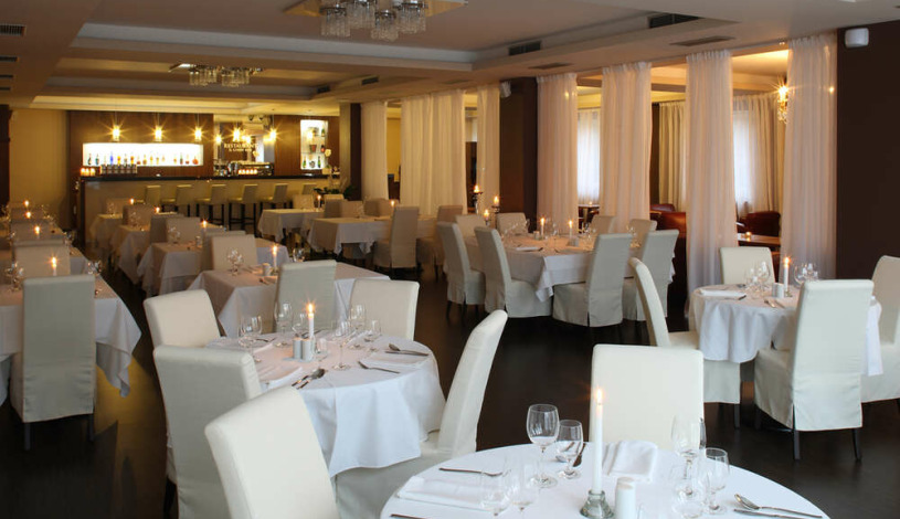 GOLDEN FISH HOTEL APARTMENTS Plzeň