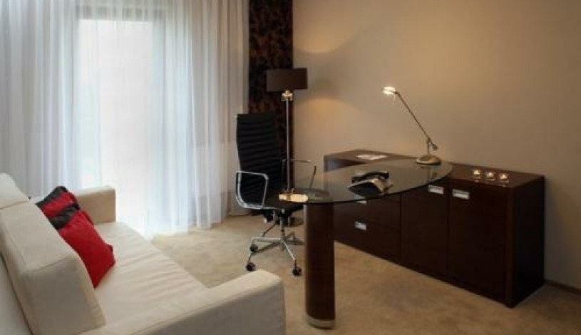 GOLDEN FISH HOTEL APARTMENTS Plzeň