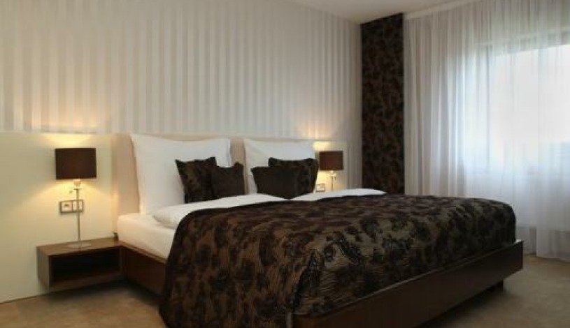 GOLDEN FISH HOTEL APARTMENTS Plzeň