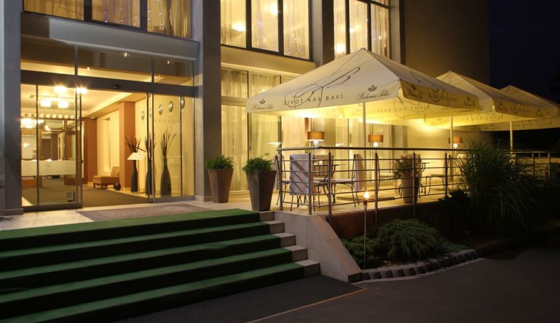 GOLDEN FISH HOTEL APARTMENTS Plzeň