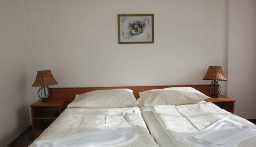Hotel Gradient Praha - Einbettzimmer, Zweibettzimmer