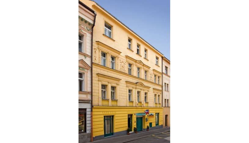 Apartment House Zizkov Praha