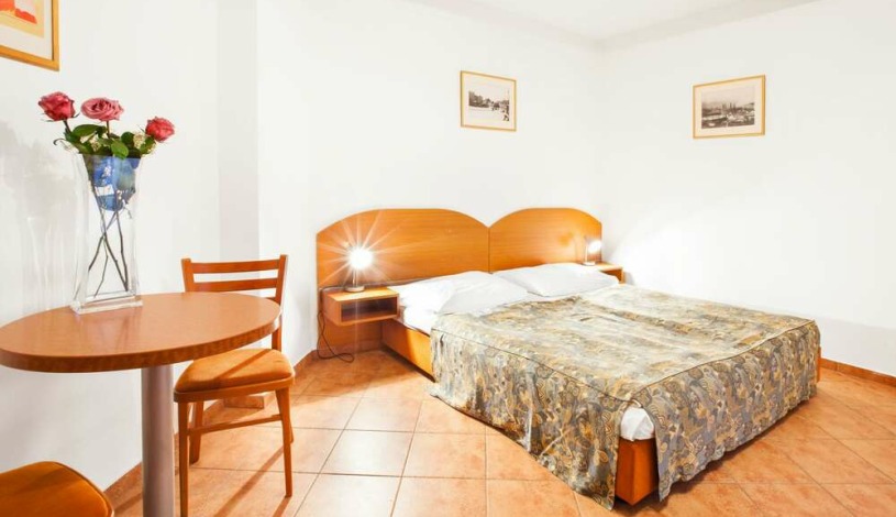 Apartment House Zizkov Praha
