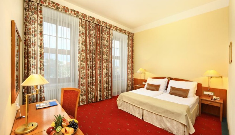 Grandhotel Brno - Double Standard