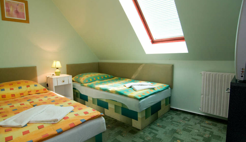 Gurmania Hotel Pelhřimov - Dvoulůžkový, Dvoulůžkový s přistýlkou