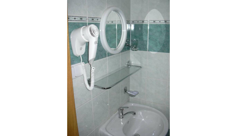 HOLIDAY HOME - Hotel, Pension Praha - Four bedded room