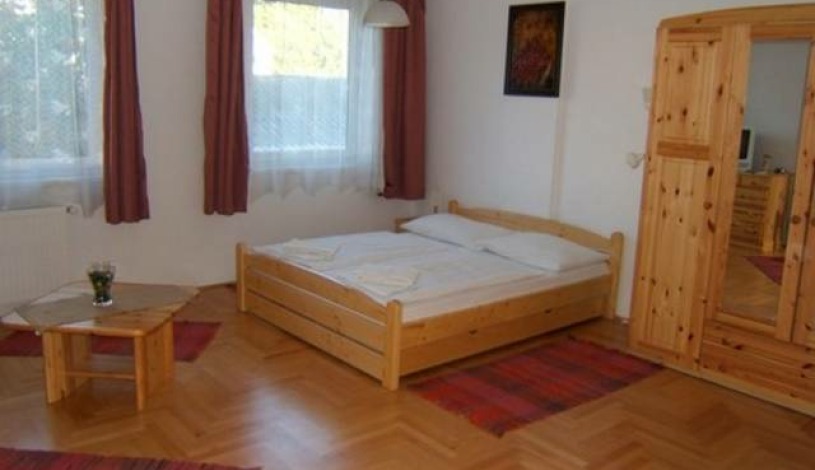 Apartment Holló utca Budapest - Apt 2017