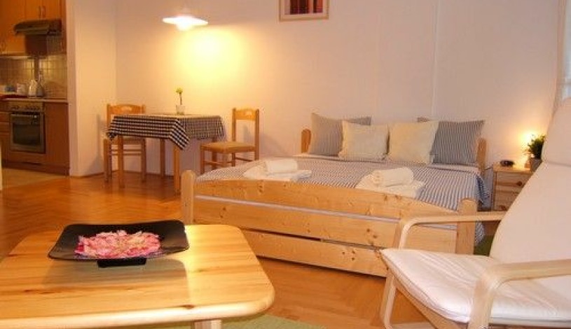 Apartment Holló utca Budapest - Apt 2017
