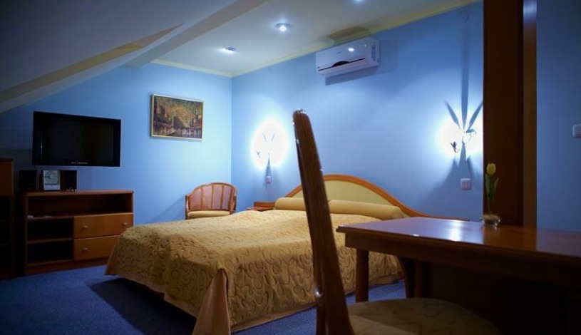 Hotel Ambassador Košice - Dvojposteľová izba De Luxe KING, Dvojposteľová izba De Luxe 