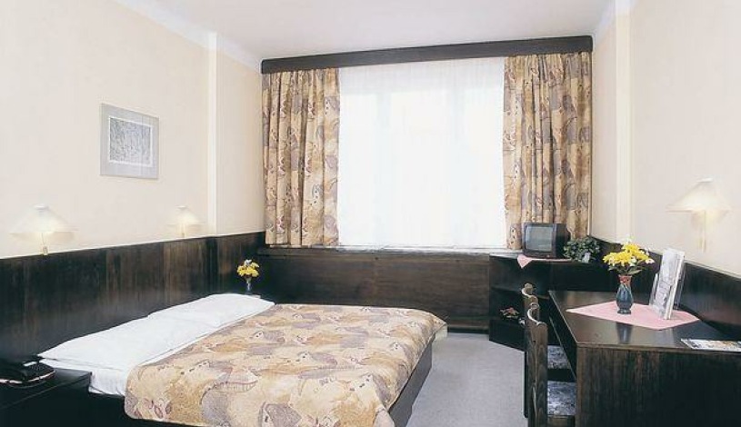 Hotel Bellevue - Tlapák Poděbrady