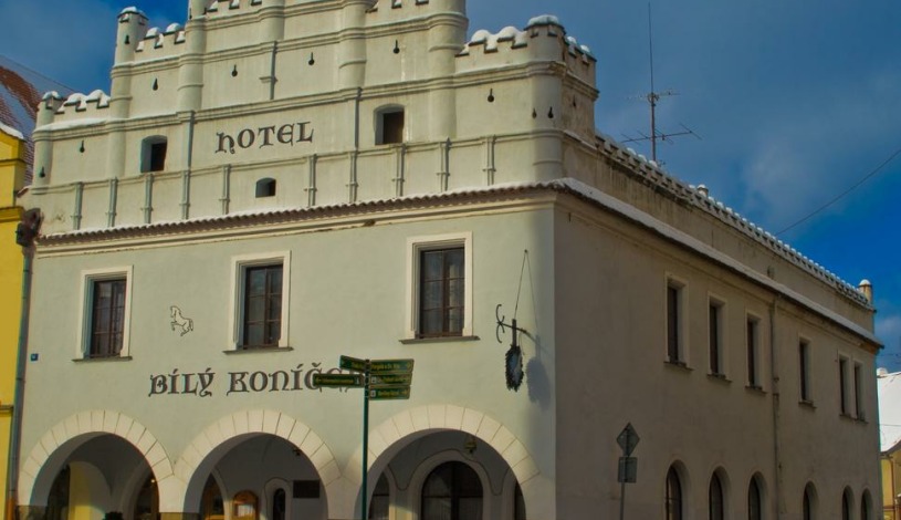 Hotel Bílý Koníček Třeboň