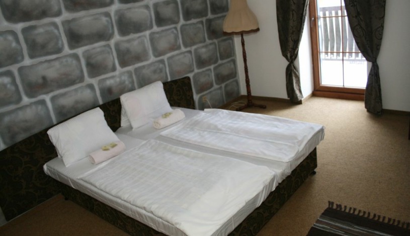 Hotel Camelot Tisá - Apartmá 2 dvoulůžkové pokoje