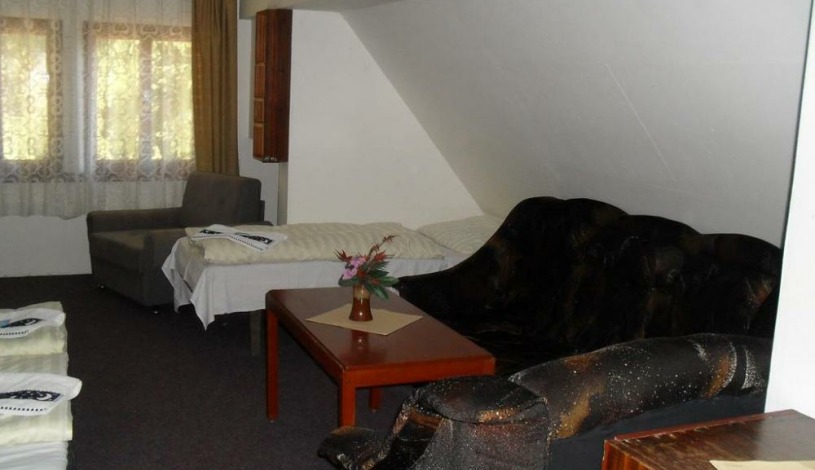 Hotel Diana Harrachov - Čtyřlůžkový pokoj s možností přistýlky