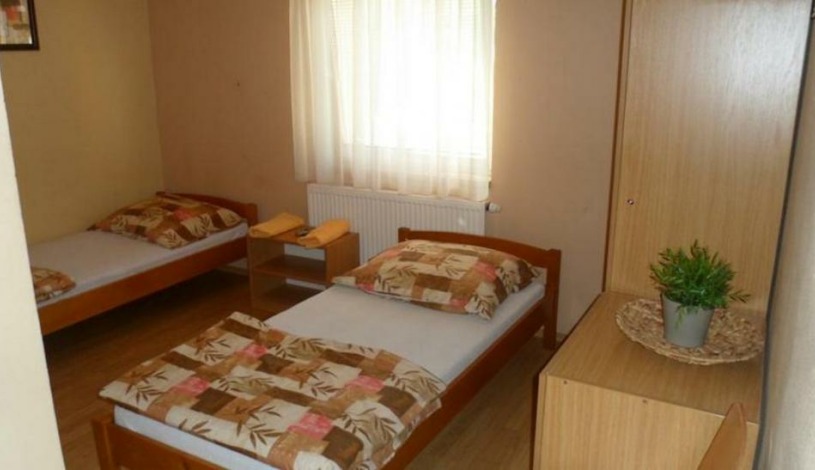 Hotel Fabok Mochov - Třílůžkový pokoj 