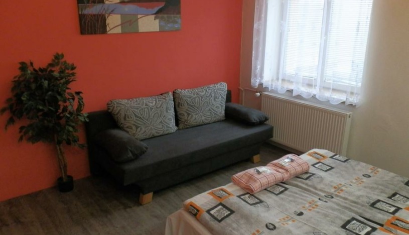 Hotel Gól Prostějov - dvoulůžkový s přistýlkou