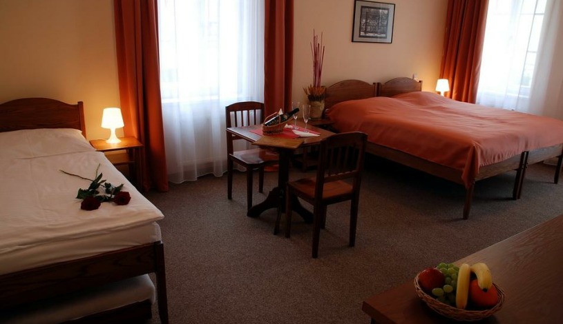 Hotel Karlin Praha - Třílůžkový pokoj