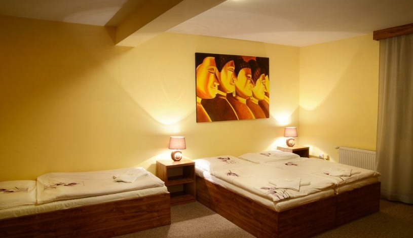 Hotel Klaret Praha - III. patro třílůžkové