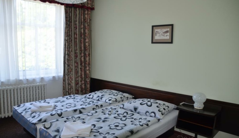HOTEL LABUŤ Vrchlabí - Dvoulůžkový typu KOMFORT