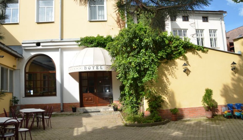 HOTEL LABUŤ Vrchlabí