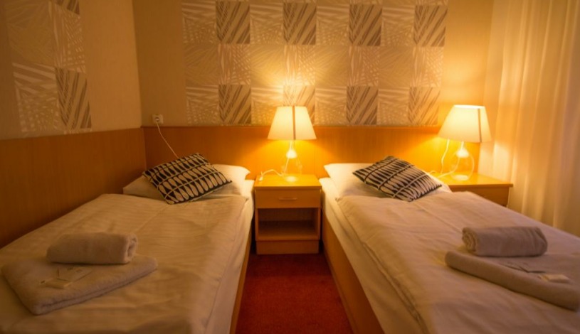 HOTEL MAROLI MIKULOV Mikulov - Dvoulůžkový pokoj