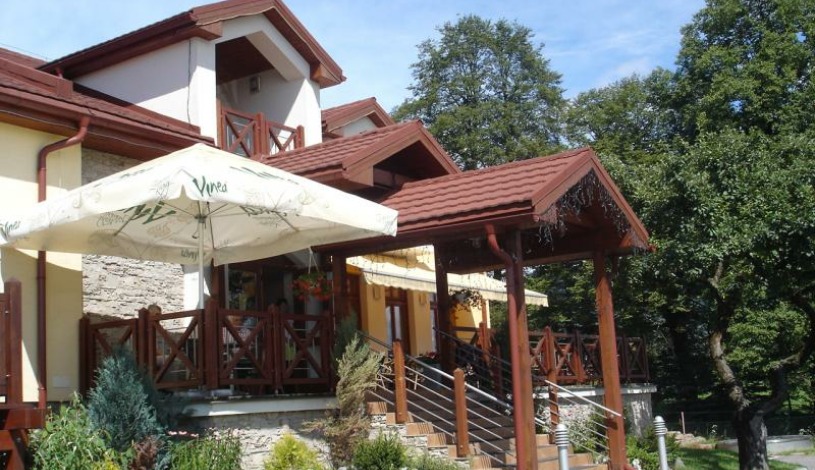 Hotel Rohozná *** Březno