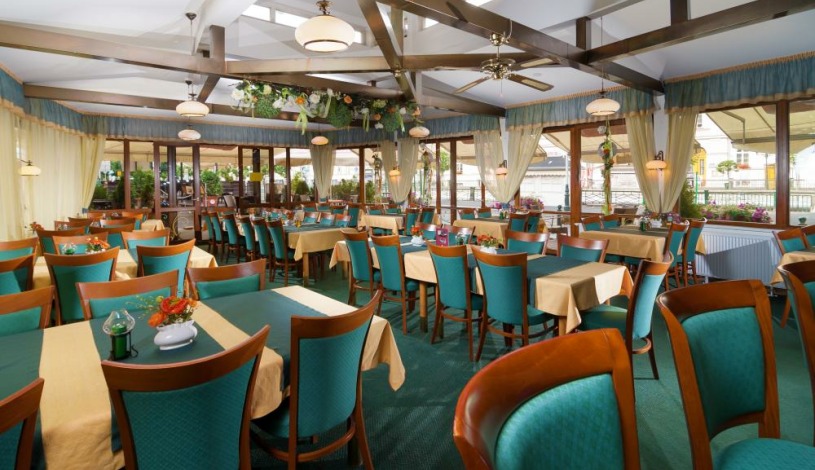 HOTEL RŮŽE Karlovy Vary