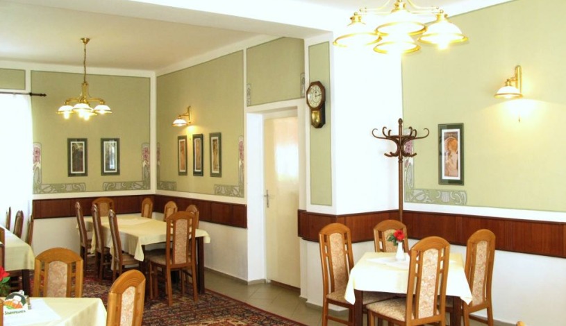 Hotel Senátor (pobočka Děčín)