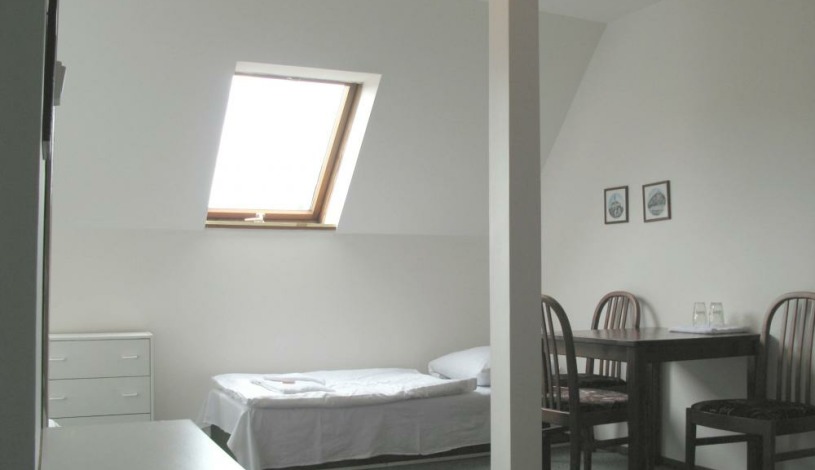 Hotel Senátor (pobočka Děčín) - Čtyřlůžkový pokoj