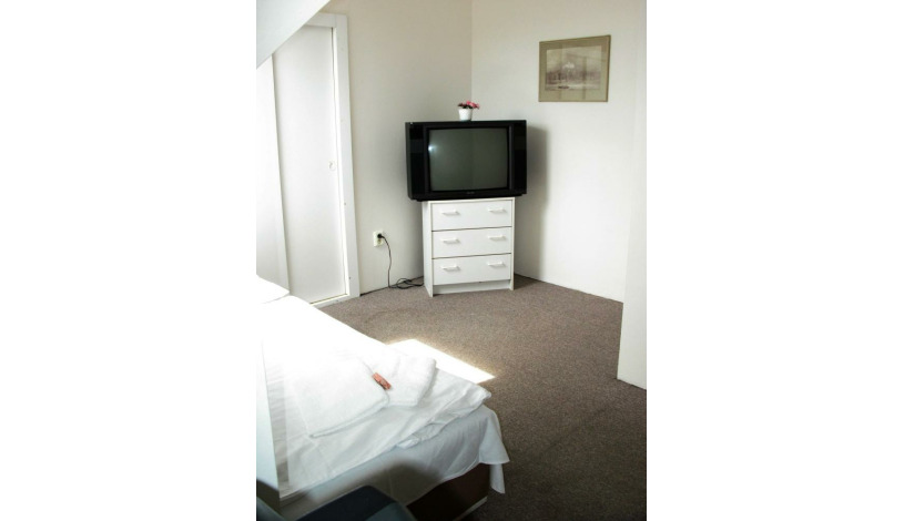 Hotel Senátor (pobočka Děčín) - Třílůžkový pokoj