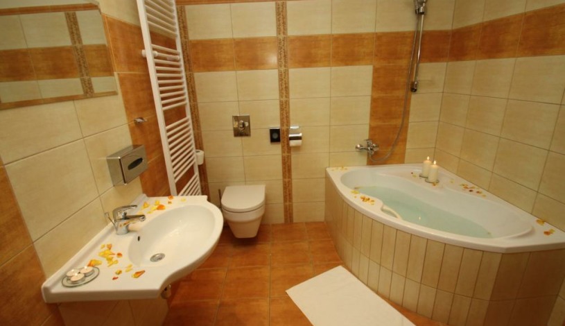 Hotel Slovan Jeseník - Třílůžkový pokoj standard