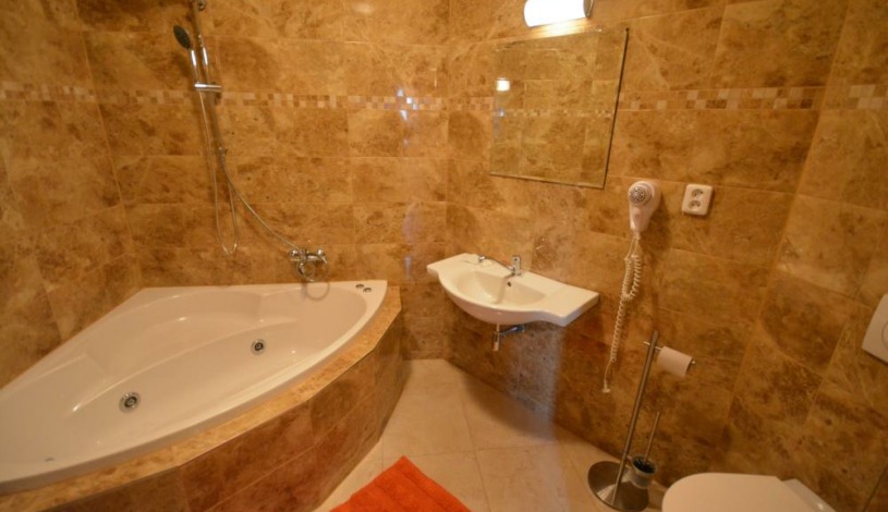 Hotel Taurus Ostrava - Pětilůžkový pokoj