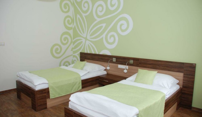 U Daliborky Louny - Dvoulůžkový pokoj č. 2, oddělené postele, rozloha 29,28 m2 , přistýlka