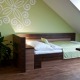 Dvoulůžkový pokoj s kuchyňkou č. 4, oddělené postele, rozloha 32,42 m2 , koupelna s vanou, výhled na České Středohoří - U Daliborky Louny